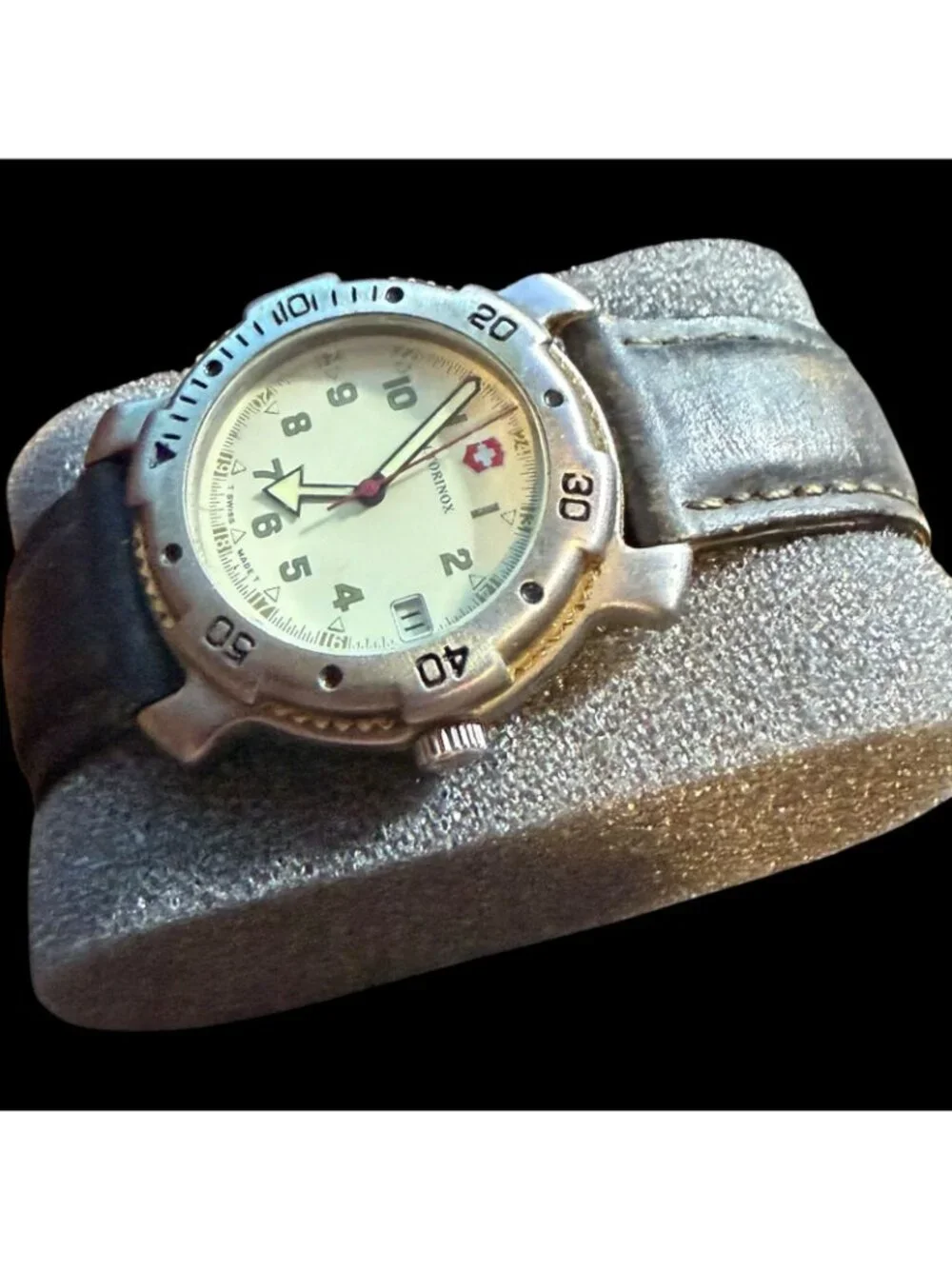 Victorinox Swiss Army Mens Watch With Leather Strap & Cream Dial - Vintage Style